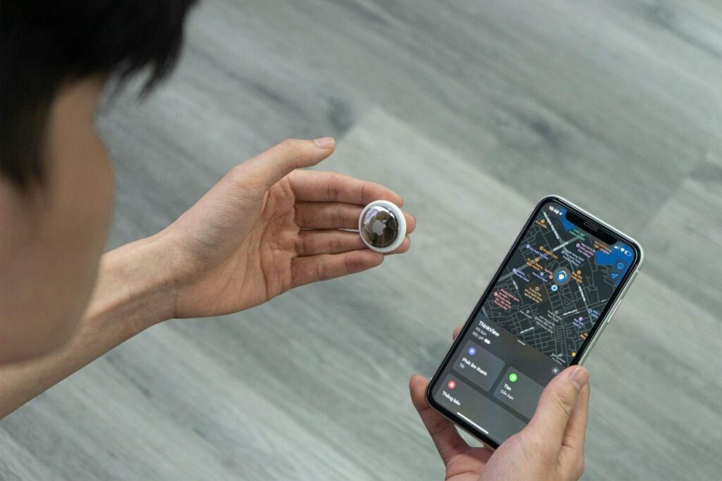 Image showing Airtag's Find My interface in the Fi vs Airtag article.